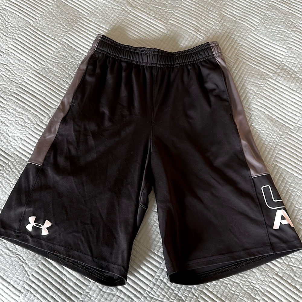 UA heatgear shorts